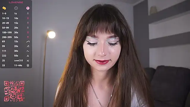 Snapshot of DreamyDaisy chatting on October 7, 2025, 7:33 pm DreamyDaisy online show from October 7, 2025, 7:33 pm