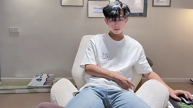 Snapshot of STxuguanhan chatting on September 18, 2025, 8:27 am STxuguanhan online show from September 18, 2025, 8:27 am