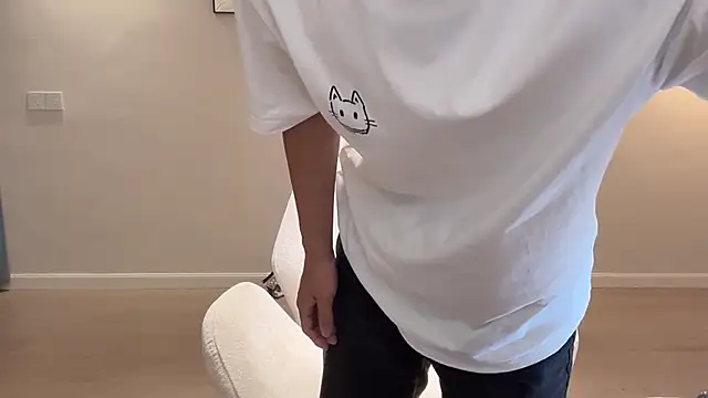 Snapshot of STxuguanhan chatting on September 25, 2025, 10:19 am STxuguanhan online show from September 25, 2025, 10:19 am