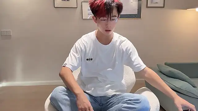 Snapshot of STxuguanhan chatting on October 7, 2025, 8:00 am STxuguanhan online show from October 7, 2025, 8:00 am