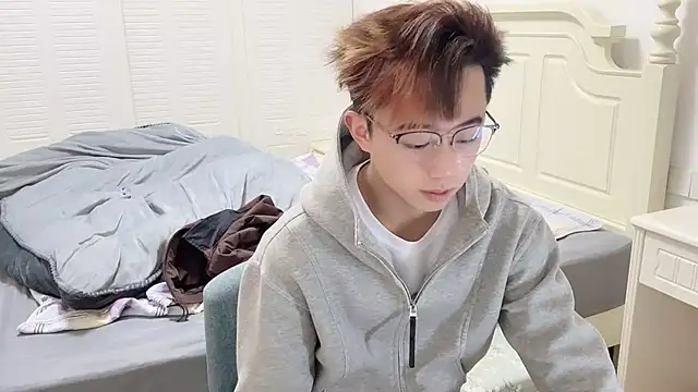 Snapshot of STxuguanhan chatting on November 26, 2025, 9:10 am STxuguanhan online show from November 26, 2025, 9:10 am