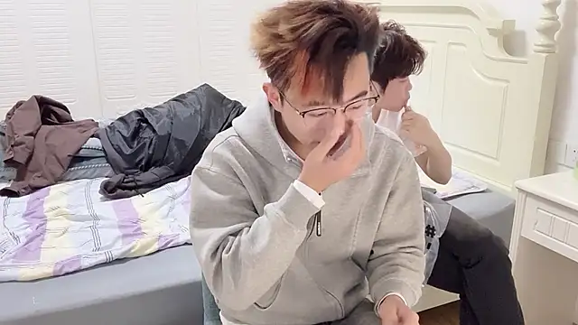 Snapshot of STxuguanhan chatting on November 27, 2025, 8:49 am STxuguanhan online show from November 27, 2025, 8:49 am