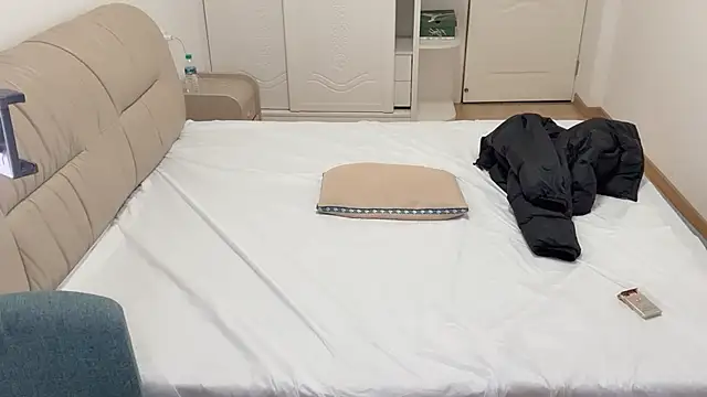 Snapshot of STxuguanhan chatting on December 1, 2025, 9:14 am STxuguanhan online show from December 1, 2025, 9:14 am