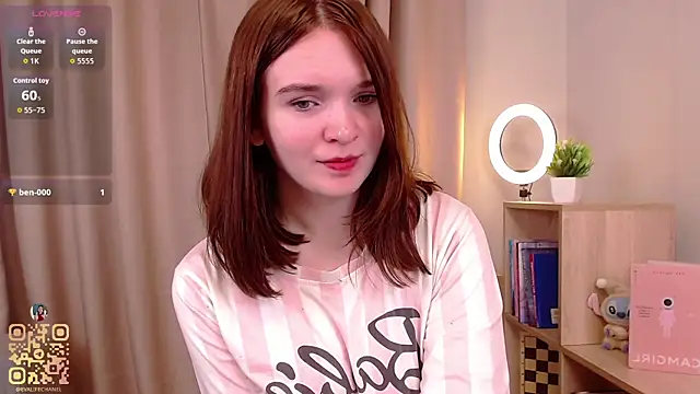 Snapshot of EvaJackson111 chatting on October 11, 2025, 2:15 pm EvaJackson111 online show from October 11, 2025, 2:15 pm