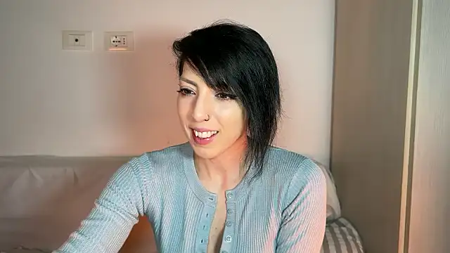 flowermadness online show from March 12, 2026, 6:41 am