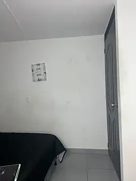 Snapshot of Islarose0_0 chatting on September 11, 2025, 11:43 am Islarose0 0 online show from September 11, 2025, 11:43 am