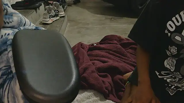 Gmajor online show from November 18, 2025, 3:34 am