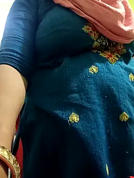 Snapshot of Mast-Haseena chatting on March 11, 2026, 3:23 am Mast-Haseena online show from March 11, 2026, 3:23 am