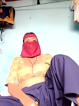 Snapshot of Mast-Haseena chatting on March 16, 2026, 8:40 am Mast-Haseena online show from March 16, 2026, 8:40 am