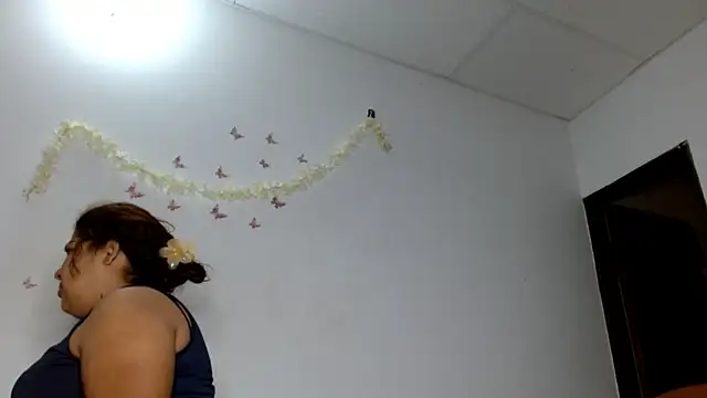 Snapshot of 69smallstar chatting on October 30, 2025, 8:27 am 69smallstar online show from October 30, 2025, 8:27 am