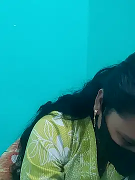 DivyaBhabhi69xh online show from March 28, 2026, 11:54 am