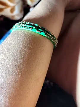 Hot pooja55 online show from February 5, 2026, 1:43 am