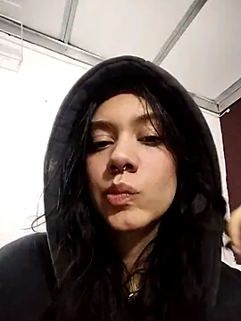 Snapshot of emmii_cute chatting on October 26, 2025, 11:53 pm emmii cute online show from October 26, 2025, 11:53 pm