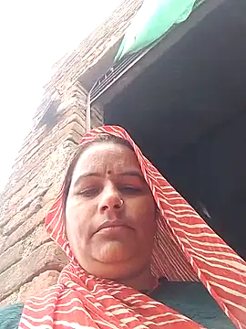 Snapshot of Suhani_hot12 chatting on February 1, 2026, 5:50 am Suhani hot12 online show from February 1, 2026, 5:50 am