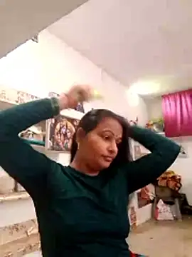 Snapshot of Suhani_hot12 chatting on February 4, 2026, 8:09 am Suhani hot12 online show from February 4, 2026, 8:09 am