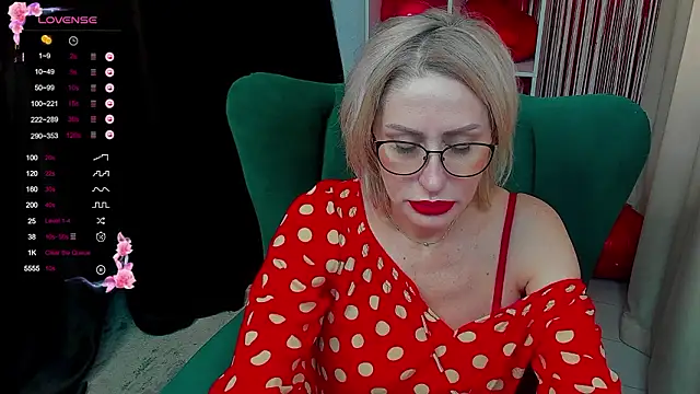 Snapshot of PamellaMurphy chatting on February 21, 2026, 4:02 am PamellaMurphy online show from February 21, 2026, 4:02 am