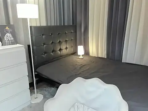 Blaire Samantha online show from November 29, 2025, 5:32 am