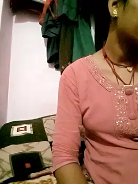 Snapshot of Hot-yuo84 chatting on October 4, 2025, 5:11 pm Hot-yuo84 online show from October 4, 2025, 5:11 pm