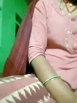 Snapshot of Hot-yuo84 chatting on November 1, 2025, 5:26 pm Hot-yuo84 online show from November 1, 2025, 5:26 pm