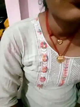 Snapshot of Hot-yuo84 chatting on November 4, 2025, 6:07 pm Hot-yuo84 online show from November 4, 2025, 6:07 pm