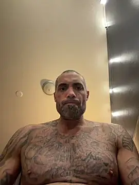 Snapshot of Fine10ne chatting on December 2, 2025, 12:05 am Fine10ne online show from December 2, 2025, 12:05 am