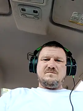 Snapshot of Jeremycle chatting on September 13, 2025, 8:19 pm Jeremycle online show from September 13, 2025, 8:19 pm