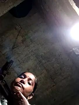 Snapshot of sadhna200 chatting on February 3, 2026, 5:51 pm sadhna200 online show from February 3, 2026, 5:51 pm