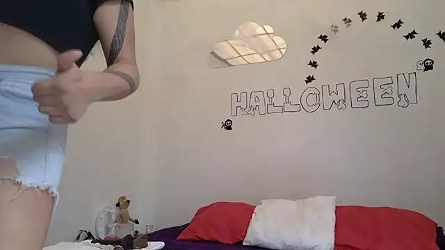 Snapshot of Ariana_rodriguez_0 chatting on October 26, 2025, 1:28 pm Ariana rodriguez 0 online show from October 26, 2025, 1:28 pm