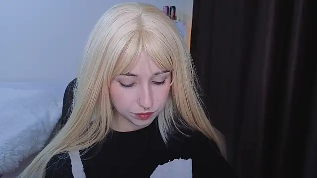 Snapshot of YukiMisa chatting on September 28, 2025, 6:57 pm YukiMisa online show from September 28, 2025, 6:57 pm