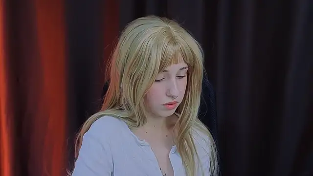 YukiMisa online show from November 22, 2025, 2:05 pm