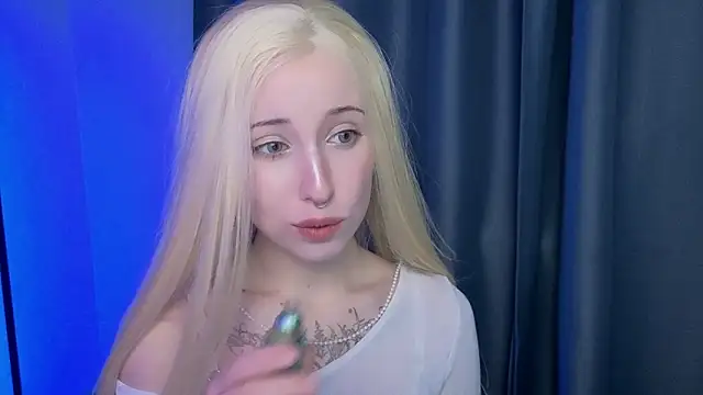 YukiMisa online show from February 14, 2026, 4:26 pm