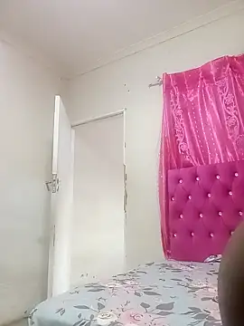 SexyBootie online show from December 16, 2025, 1:16 pm