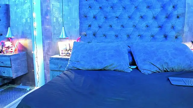 Snapshot of yiyisandoval chatting on November 20, 2025, 7:57 pm yiyisandoval online show from November 20, 2025, 7:57 pm