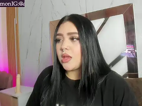 im bunny   online show from May 18, 2026, 1:28 pm