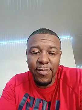 Snapshot of MrHandsome87 chatting on June 3, 2026, 12:46 am MrHandsome87 online show from June 3, 2026, 12:46 am