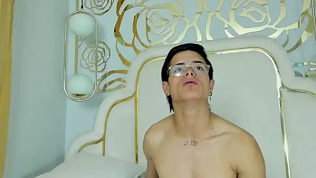 midnightlust vc online show from October 31, 2025, 12:55 am