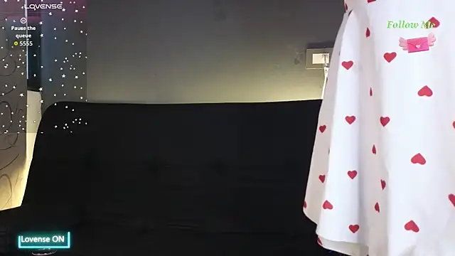 Snapshot of Luna_sophya chatting on November 18, 2025, 8:02 pm Luna sophya online show from November 18, 2025, 8:02 pm