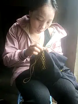 Phuong xxx online show from December 22, 2025, 1:24 am