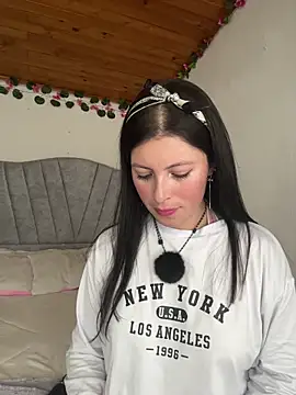 Snapshot of Mia_salinass chatting on November 29, 2025, 7:28 pm Mia salinass online show from November 29, 2025, 7:28 pm