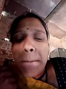 Snapshot of Xx_pooja chatting on November 8, 2025, 5:18 am Xx pooja online show from November 8, 2025, 5:18 am