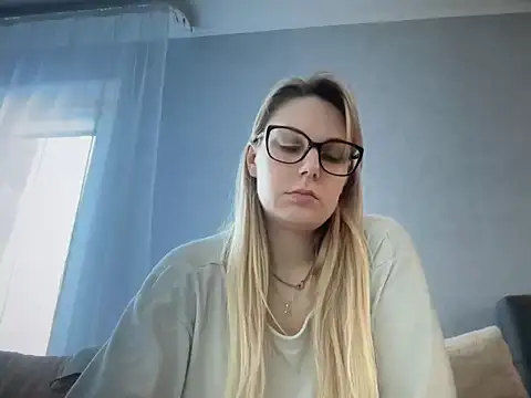 NikexPretty online show from February 2, 2026, 7:29 am