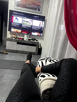 Snapshot of BabyLeopard chatting on October 22, 2025, 6:29 pm BabyLeopard online show from October 22, 2025, 6:29 pm