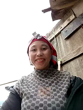 me-cute online show from November 24, 2025, 1:27 am