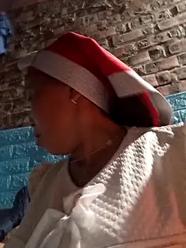 me-cute online show from December 16, 2025, 11:10 pm