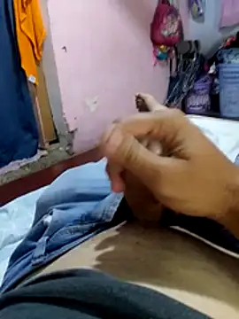 arnaldof50 online show from November 4, 2025, 5:12 pm