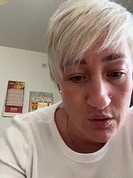 Rozendefotz online show from March 12, 2026, 2:01 pm