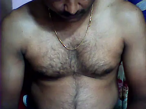 Snapshot of StreetLover_77 chatting on September 13, 2025, 5:35 pm StreetLover 77 online show from September 13, 2025, 5:35 pm