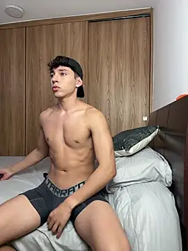 im jero online show from April 24, 2026, 1:08 am