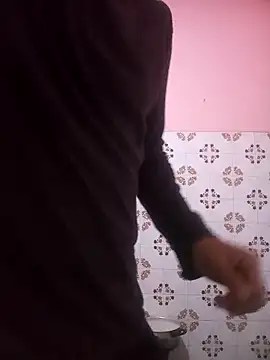 Snapshot of boy_arabe_20 chatting on February 21, 2026, 12:22 am boy arabe 20 online show from February 21, 2026, 12:22 am