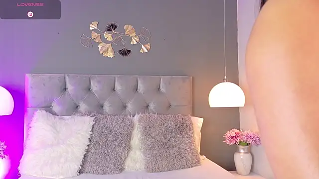 kendalFox  online show from March 6, 2026, 10:28 pm